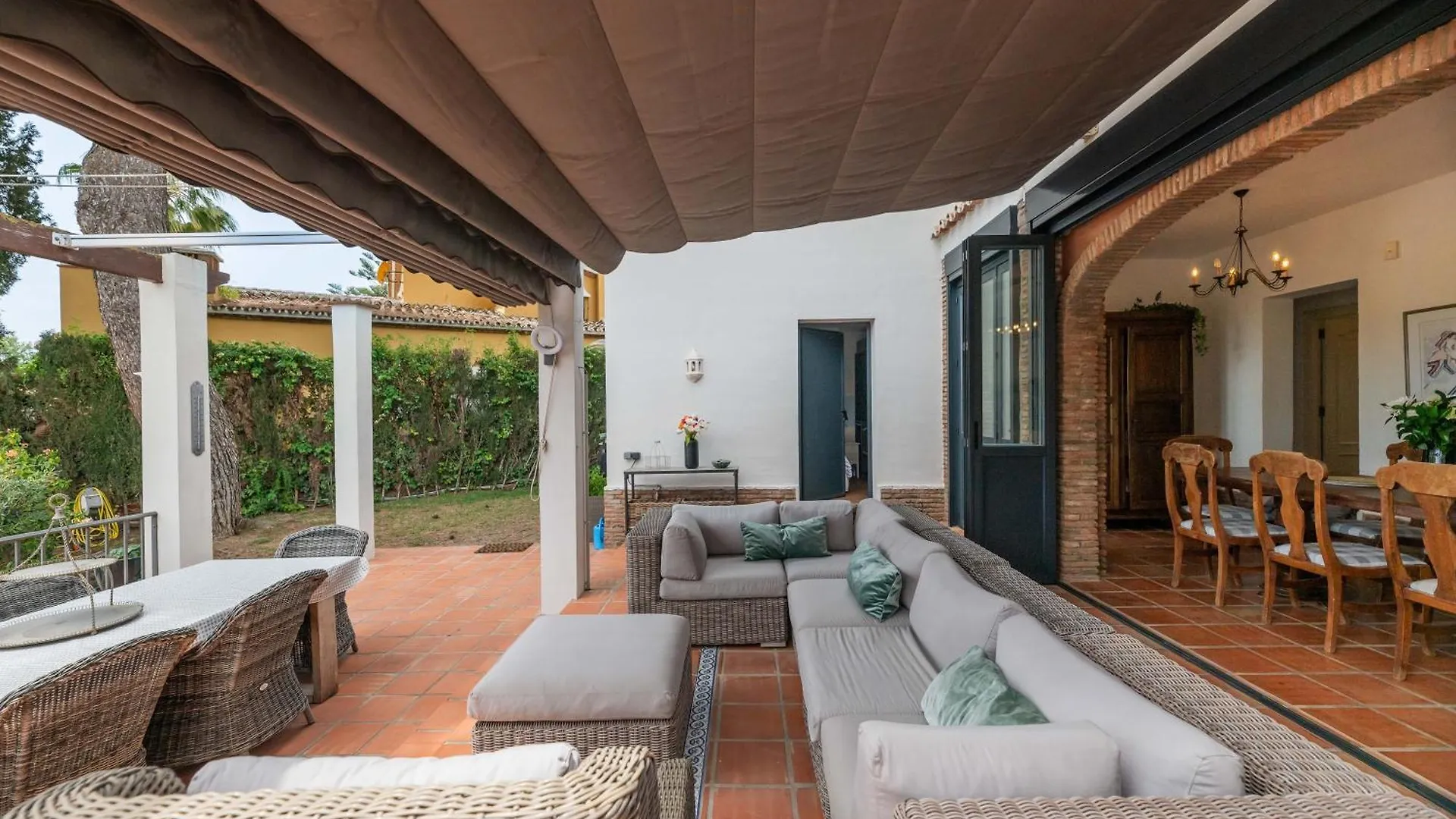 Beachside Villa In Carib Playa Marbella 0*,  Spanien