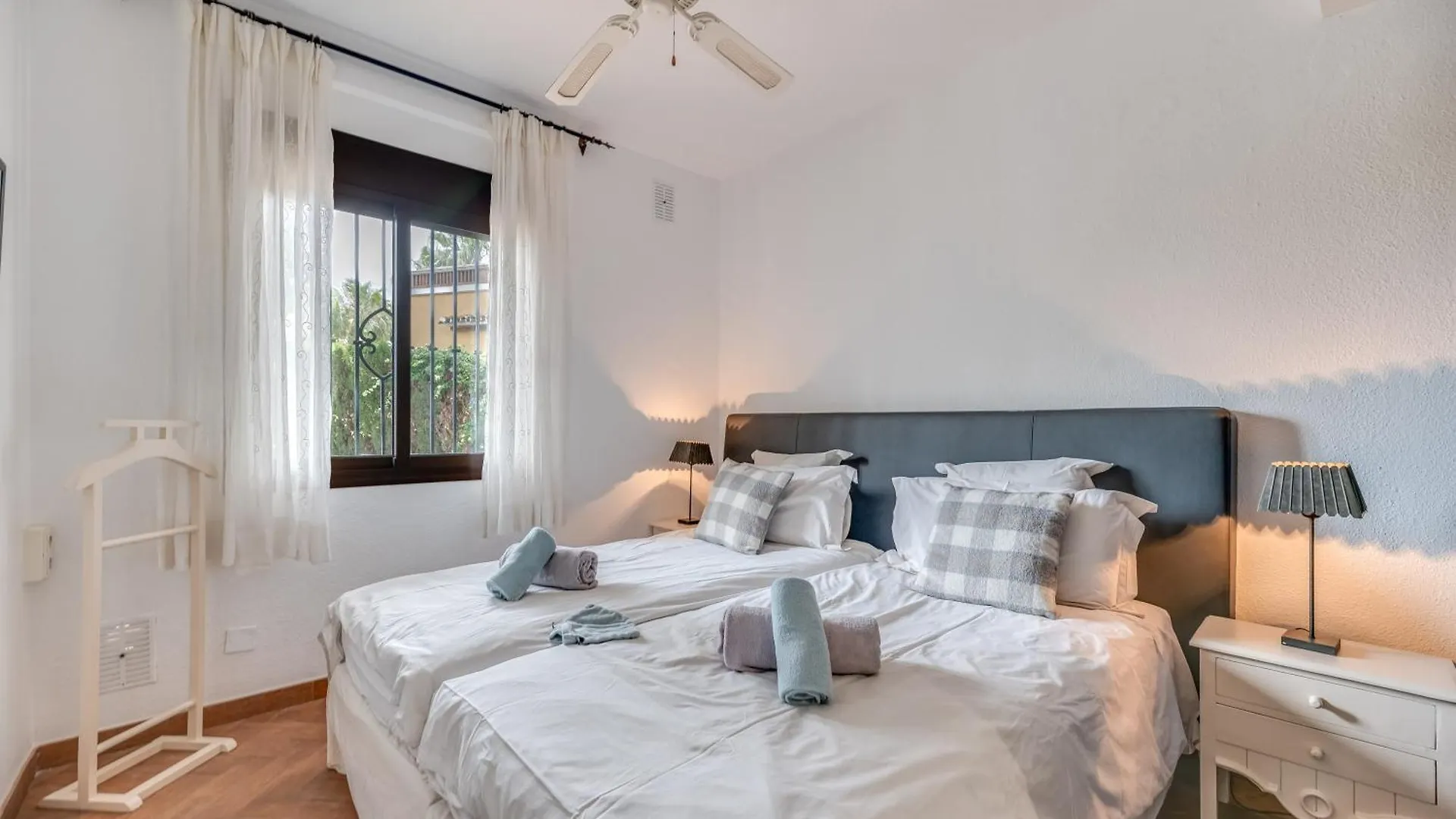 Beachside Villa In Carib Playa Marbella