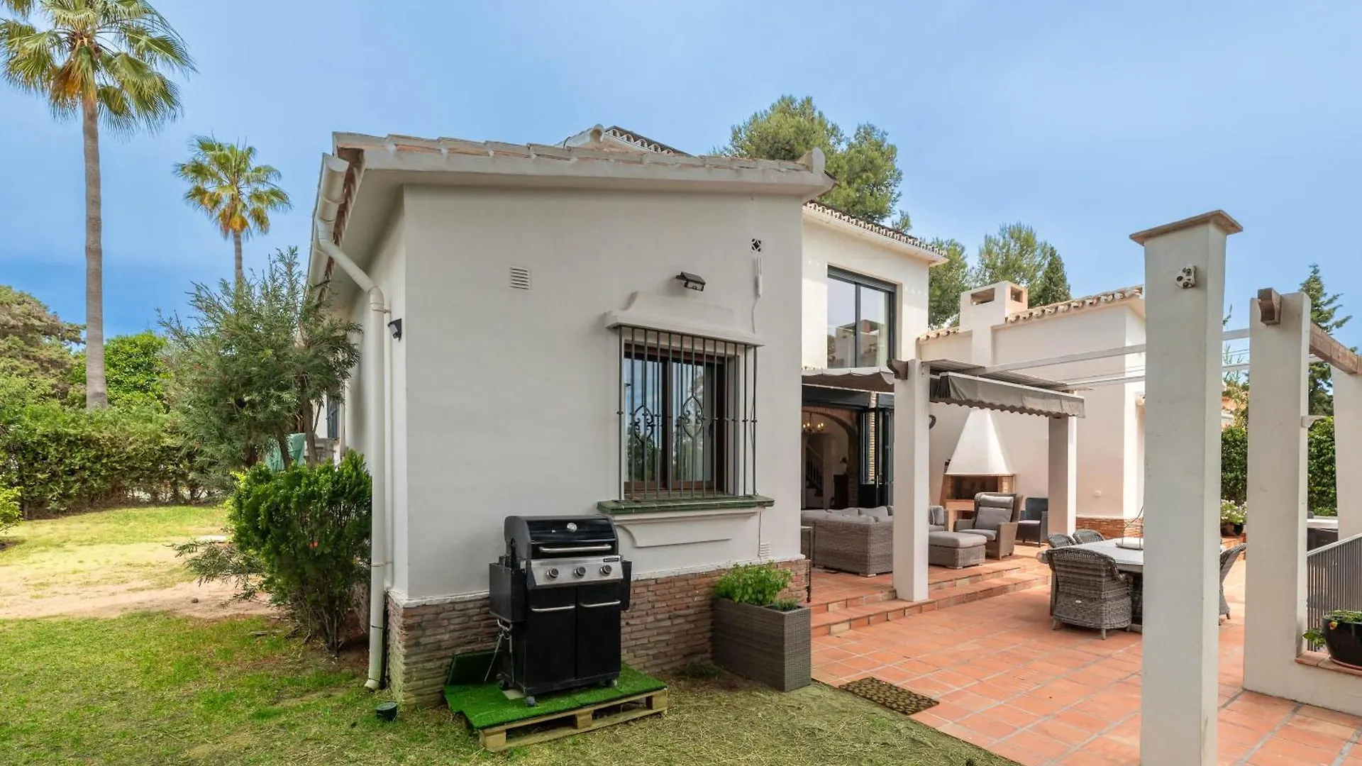 Beachside Villa In Carib Playa Marbella 0*,  Spain